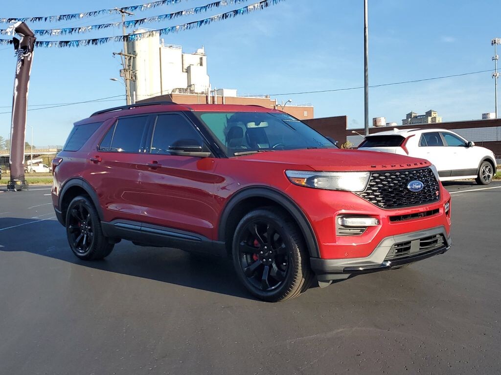 Used 2024 Ford Explorer ST Sport Utility