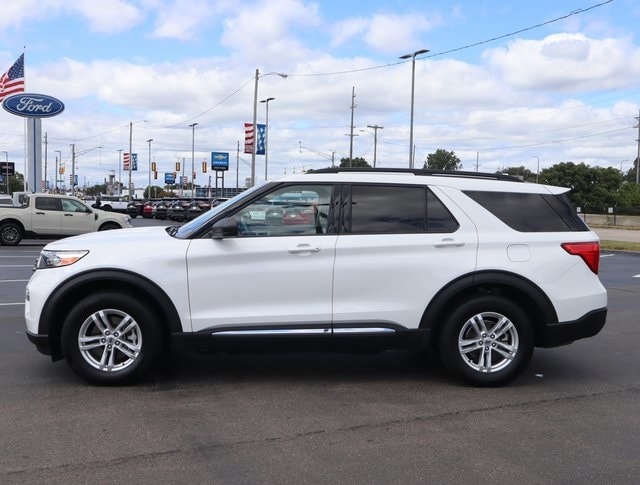 Used 2022 Ford Explorer XLT with VIN 1FMSK8DH5NGB30416 for sale in Battle Creek, MI