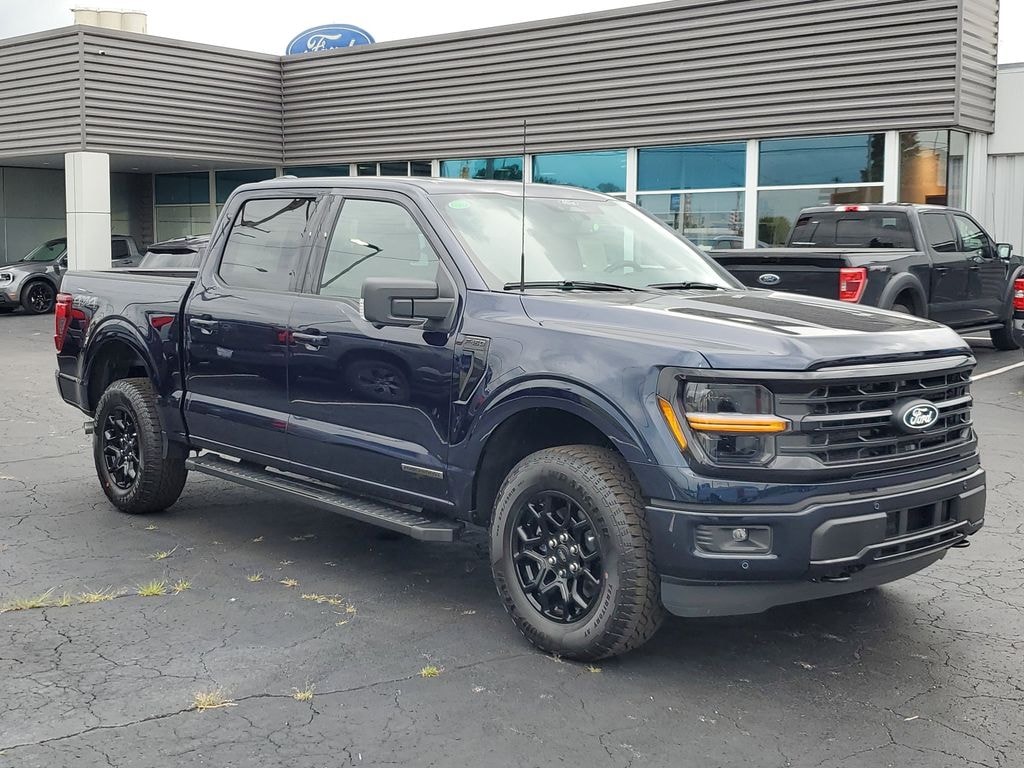 New 2025 Ford F-150 XLT Crew Cab