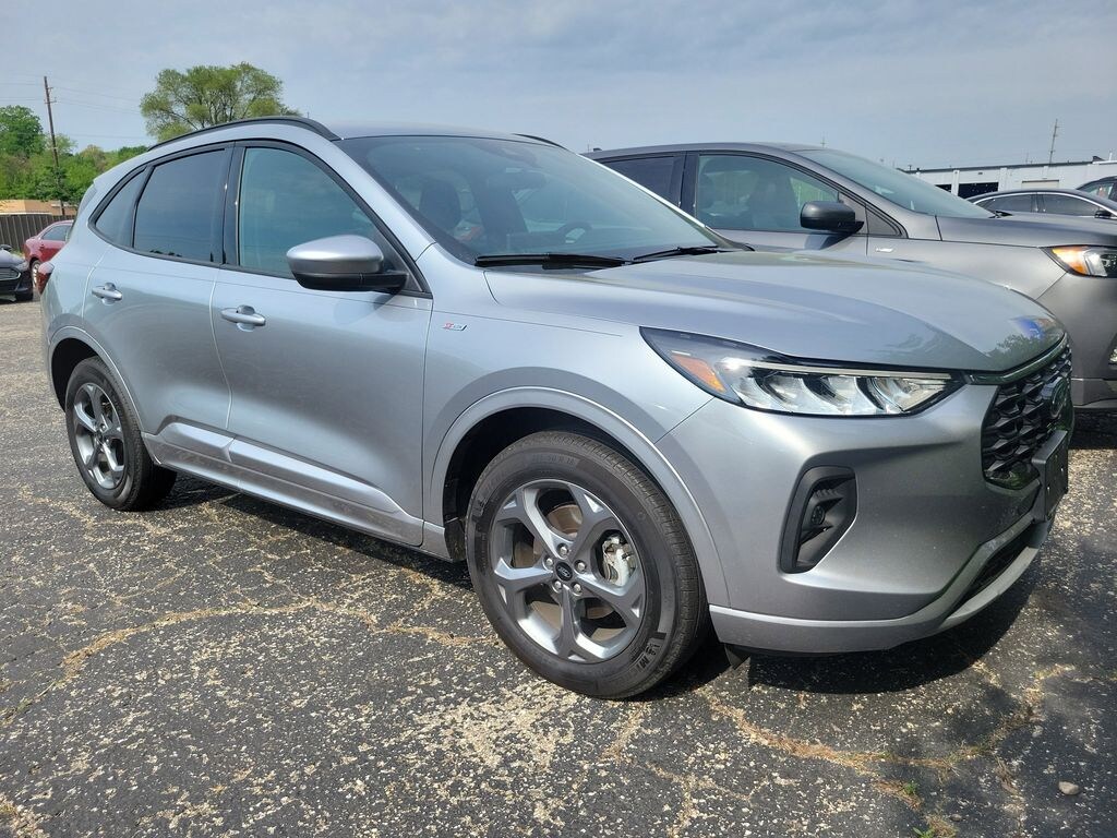 Used 2023 Ford Escape ST-Line Select Sport Utility