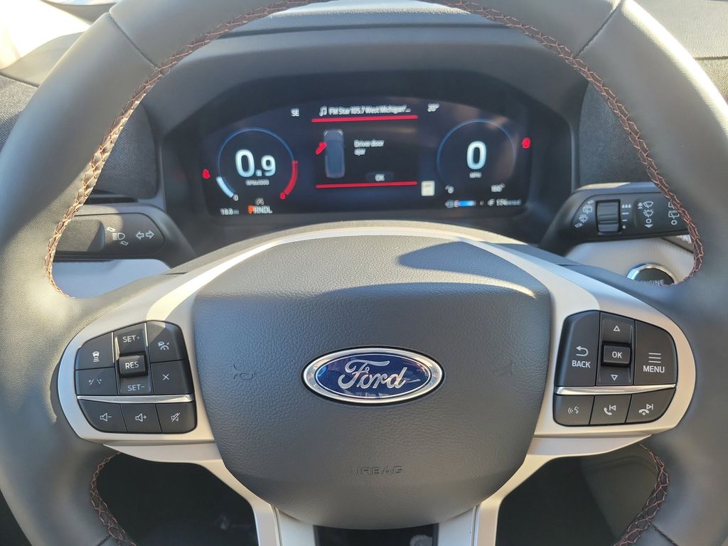 2026 Ford Explorer Active - Photo 9