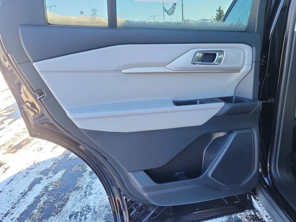 2026 Ford Explorer Active - Photo 20