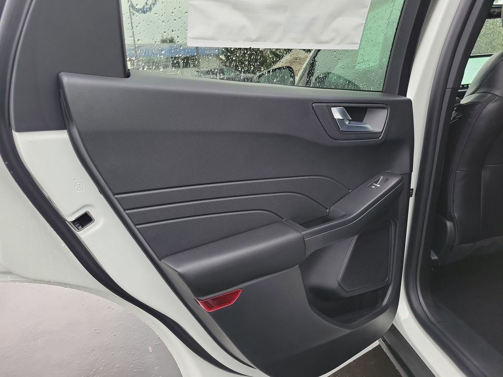 2026 Ford Escape ST-Line - Photo 20
