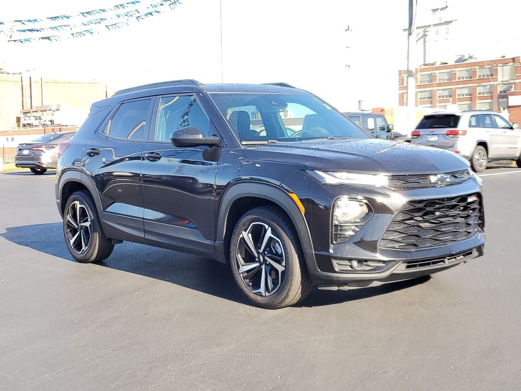 Used 2022 Chevrolet Trailblazer RS with VIN KL79MTSL1NB038320 for sale in Battle Creek, MI