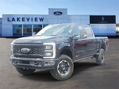2025 Ford F-250SD Lariat Truck Crew Cab