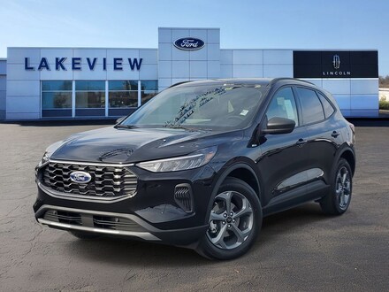2026 Ford Escape ST-Line SUV