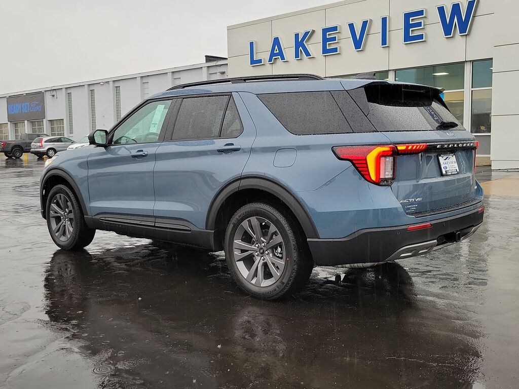 New 2026 Ford Explorer Active w/200A Pkg Sport Utility