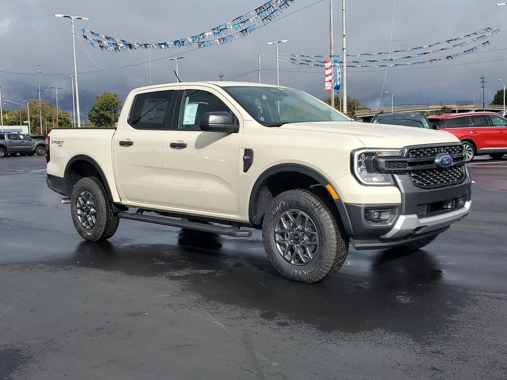 New 2025 Ford Ranger XLT SuperCrew