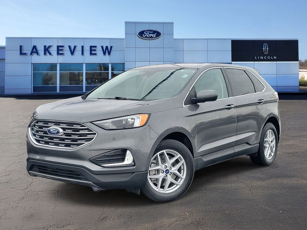 2022 Ford Edge SEL's photo