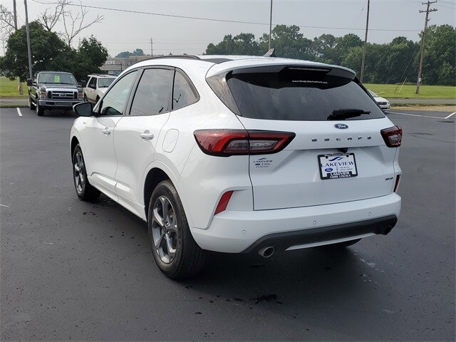2023 Ford Escape ST-Line Select photo 3