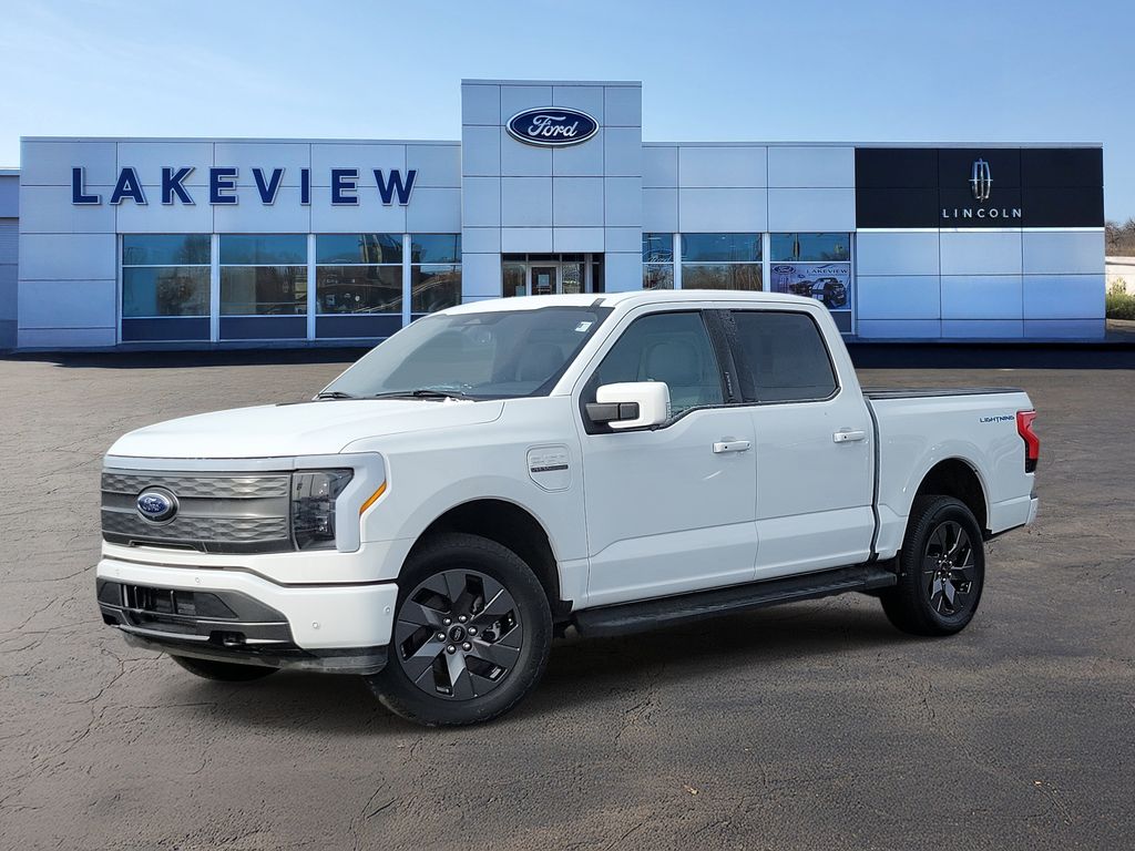 2023 Ford F-150 Lightning Crew Cab 