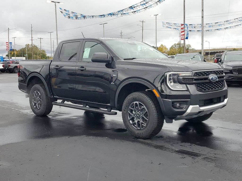 New 2025 Ford Ranger XLT SuperCrew