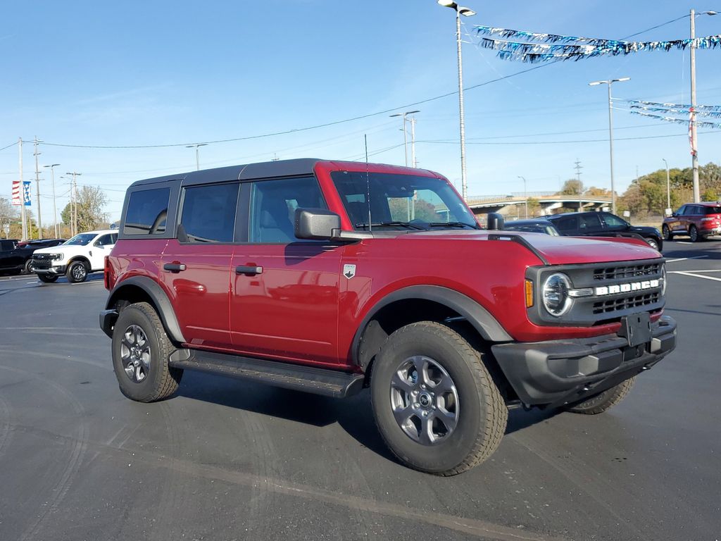 2025 Ford Bronco Big Bend photo 2