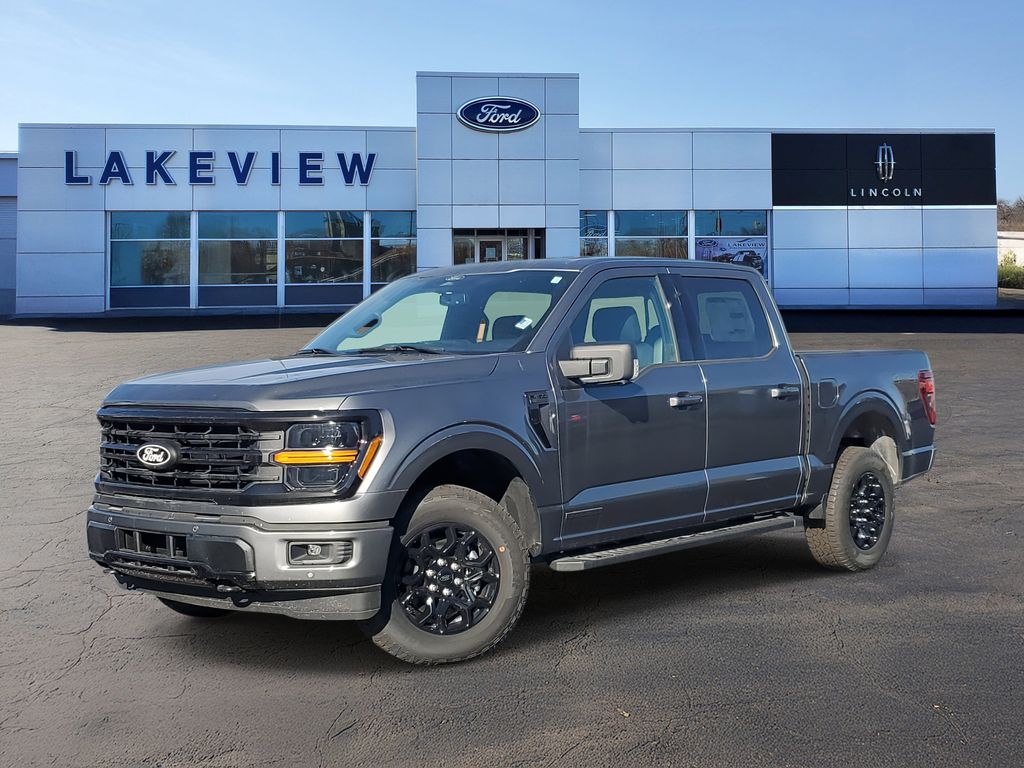 2025 Ford F-150 XLT's photo