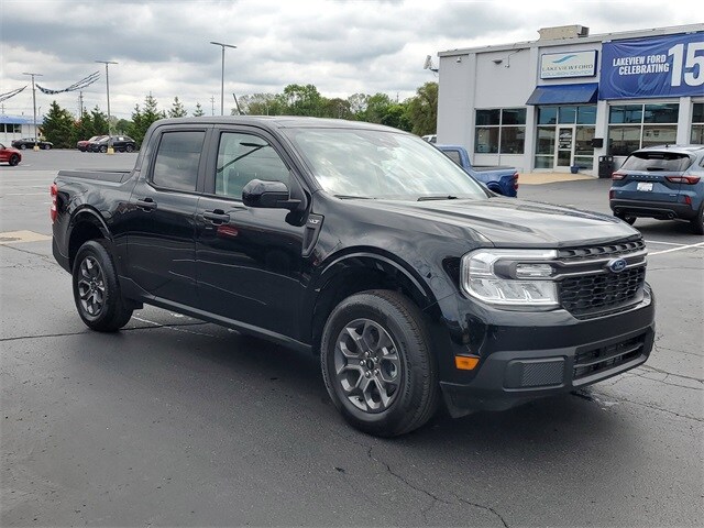 2024 Ford Maverick XLT photo 2