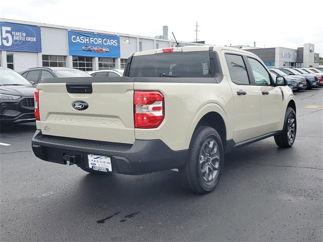 2025 Ford Maverick XLT photo 3