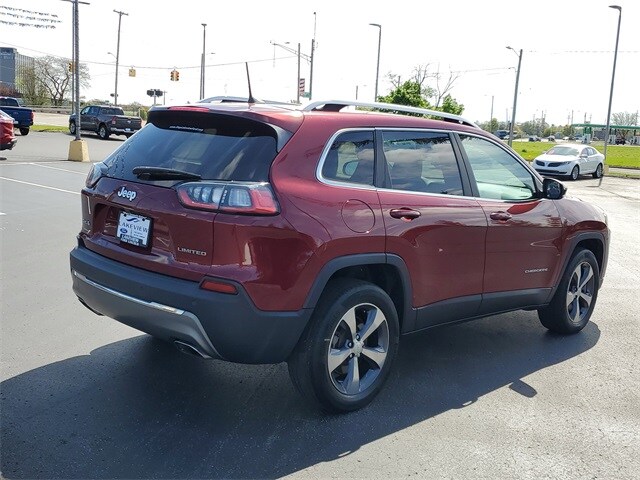 2019 Jeep Cherokee Limited photo 2