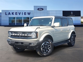 2025 Ford Bronco Outer Banks SUV