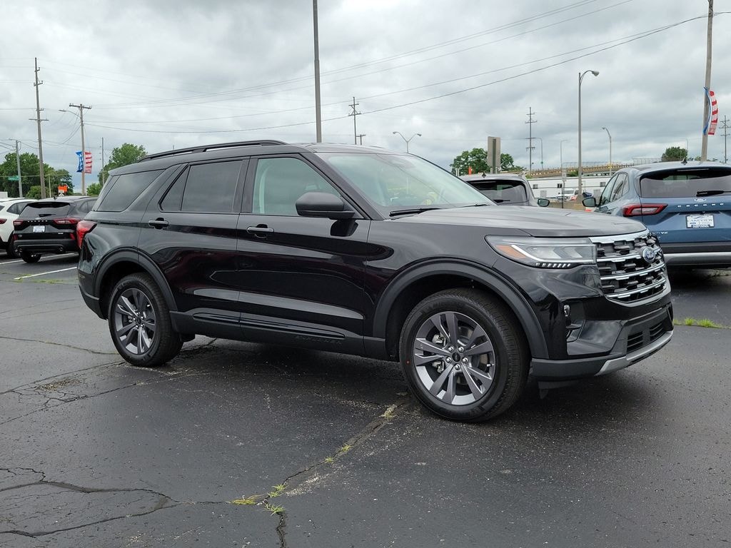 New 2026 Ford Explorer Active w/200A Pkg Sport Utility