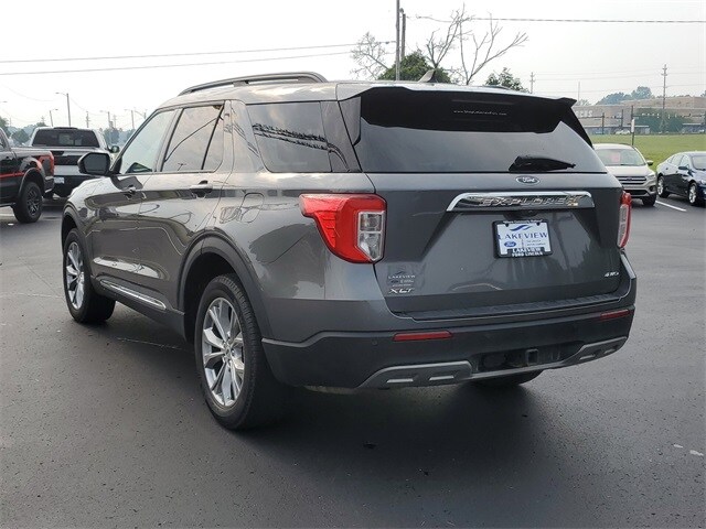 2023 Ford Explorer XLT photo 4
