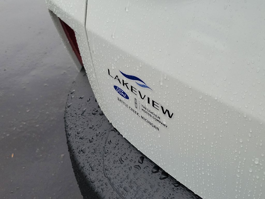 2026 Ford Escape ST-Line - Photo 24