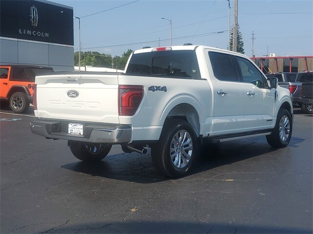 2025 Ford F-150 Lariat photo 3