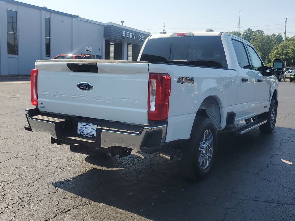 New 2025 Ford F-250 XLT Crew Cab