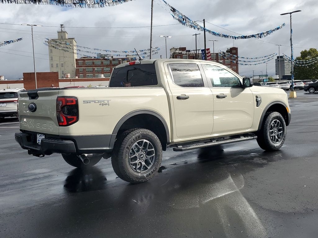New 2025 Ford Ranger XLT SuperCrew
