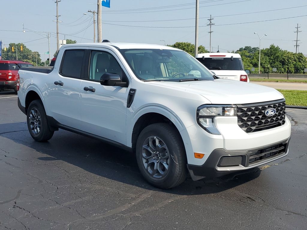 New 2025 Ford Maverick XLT SuperCrew