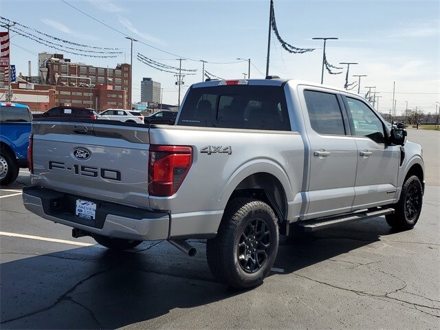 2025 Ford F-150 XLT photo 3