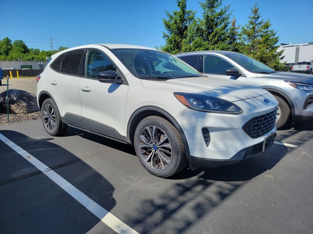 Certified 2022 Ford Escape SE Sport Utility