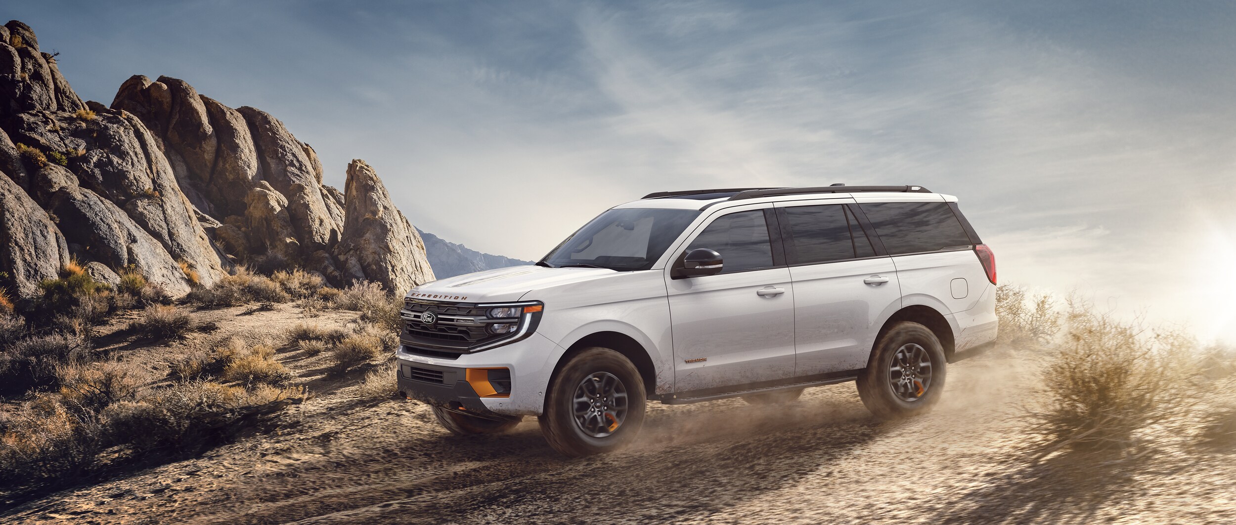 2025-Ford-Expedition-Tremor-SUV-L01(1).jpg
