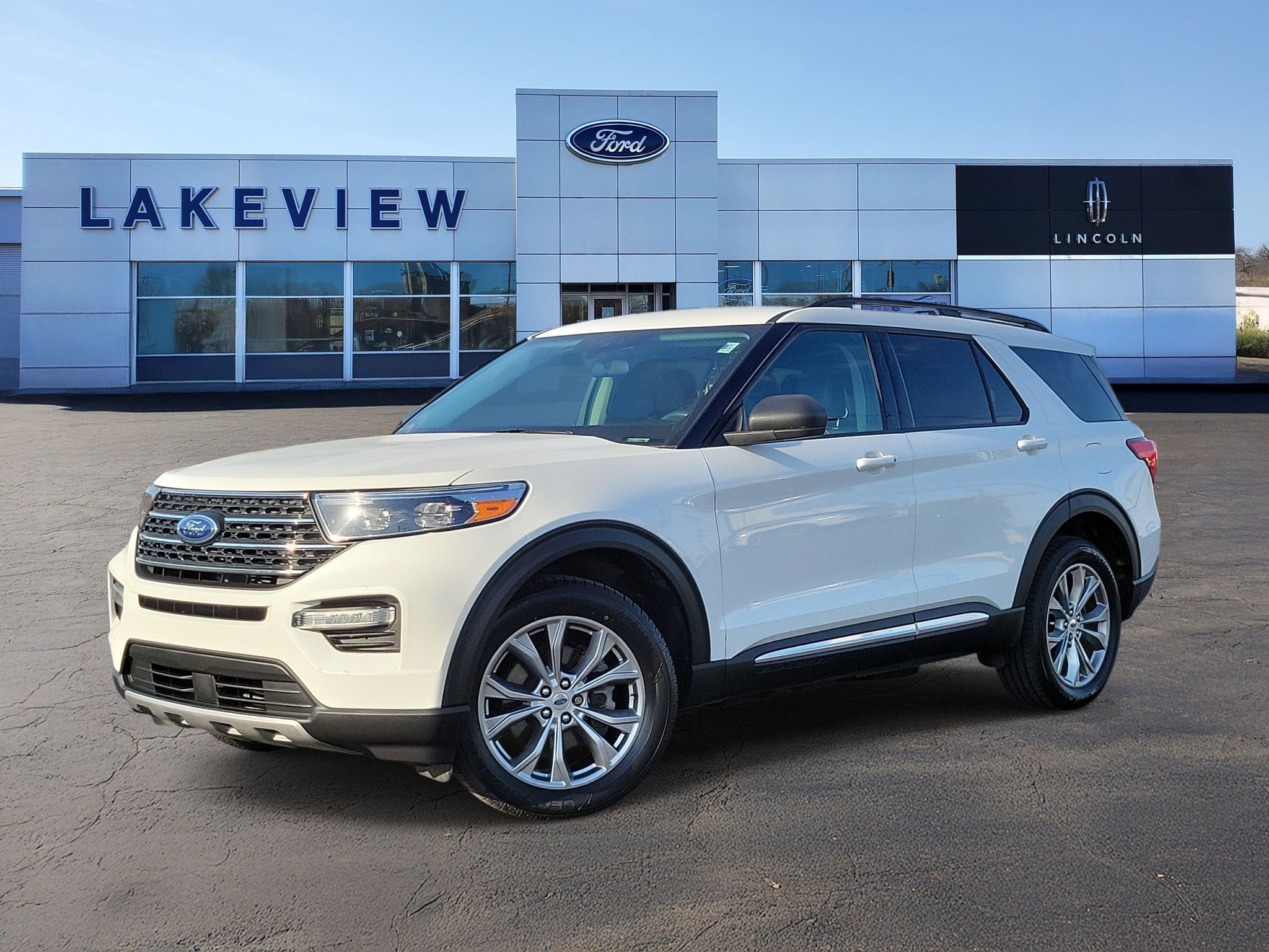 2023 Ford Explorer Sport Utility 