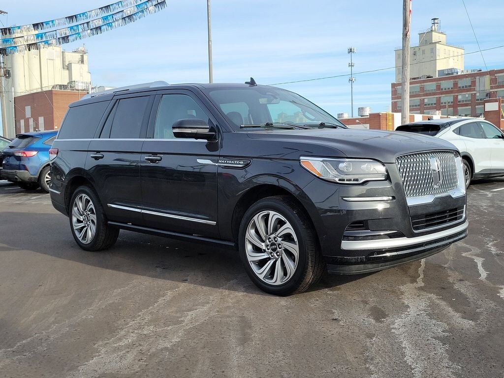 Used 2023 Lincoln Navigator Reserve Sport Utility