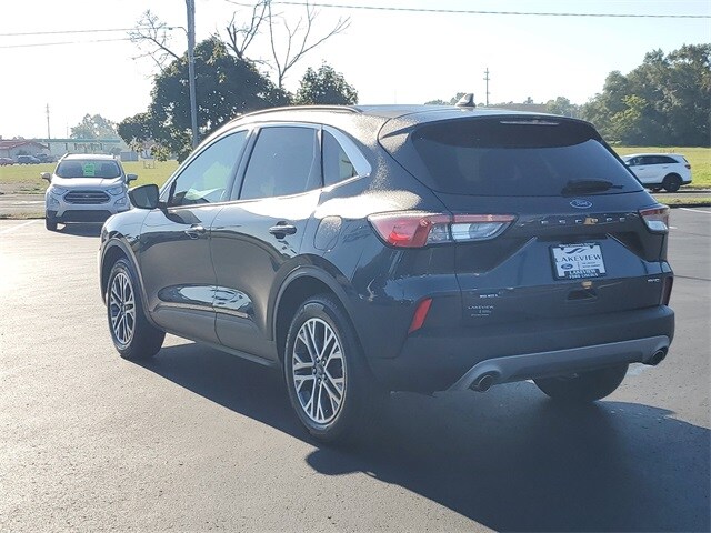 2022 Ford Escape SEL photo 4