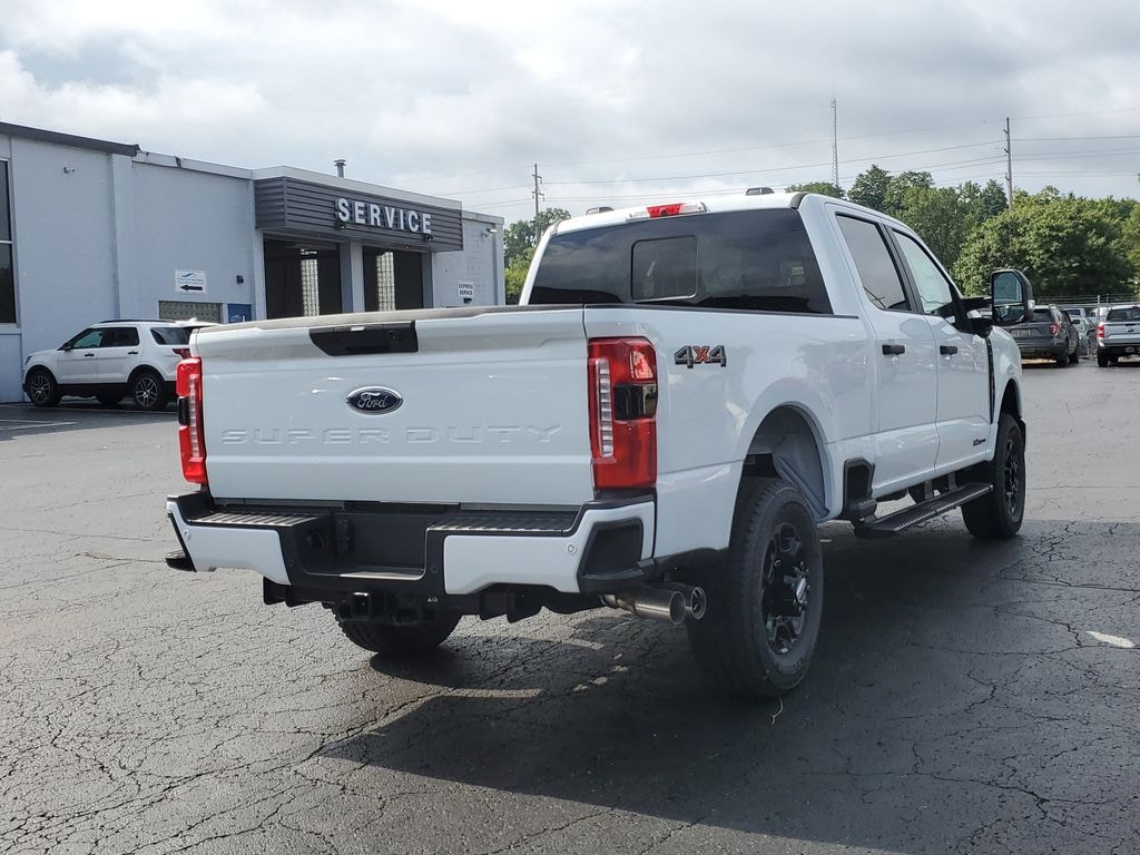New 2025 Ford F-250 XL Crew Cab