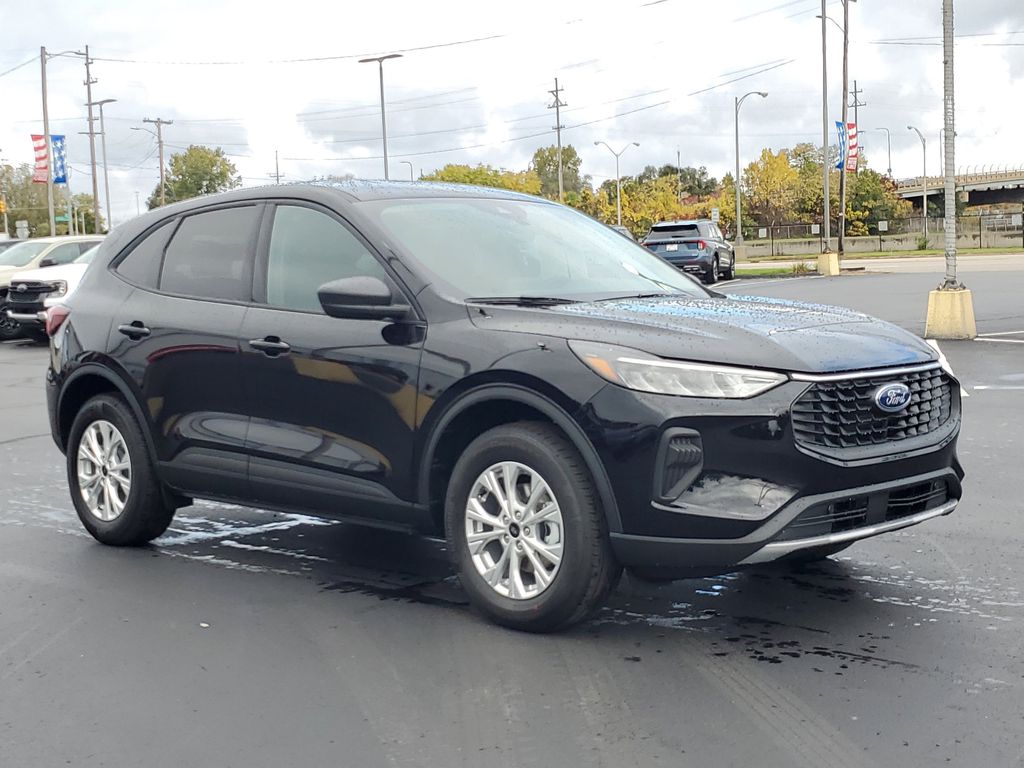 2026 Ford Escape Active photo 2