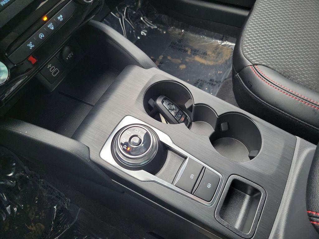 2026 Ford Escape ST-Line - Photo 19