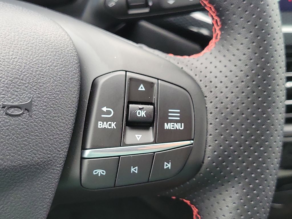 2026 Ford Escape ST-Line - Photo 14