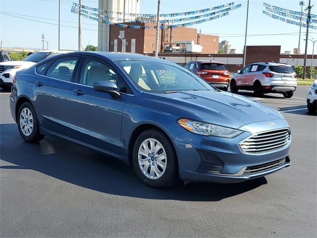 Used 2019 Ford Fusion S with VIN 3FA6P0G73KR160679 for sale in Battle Creek, MI