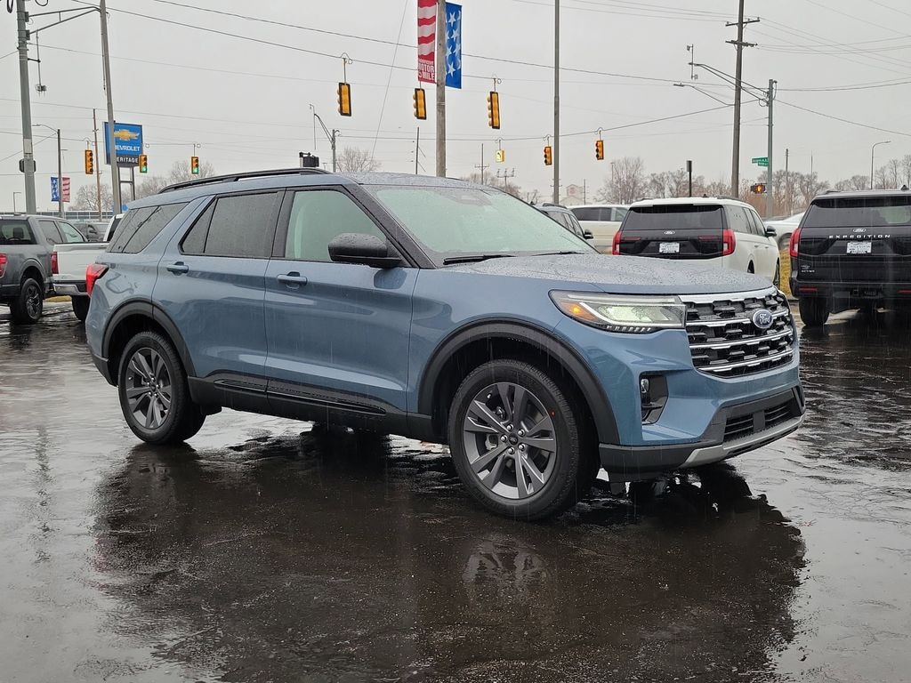 New 2026 Ford Explorer Active w/200A Pkg Sport Utility