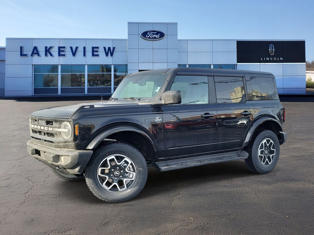 2025 Ford Bronco 4-Door Outer Banks's photo