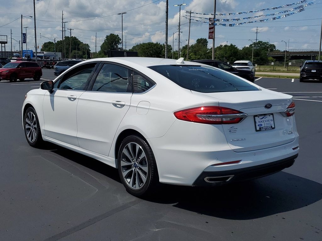 Used 2020 Ford Fusion SE Sedan