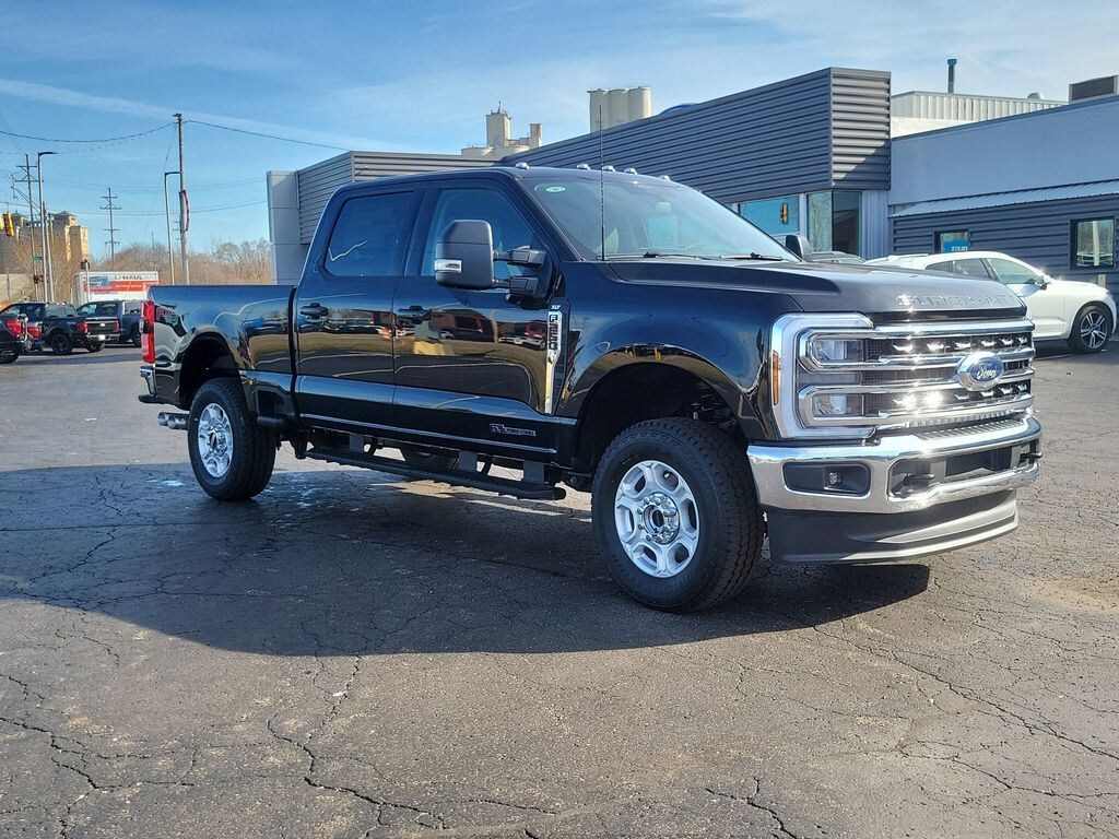 New 2026 Ford F-250 XLT Crew Cab