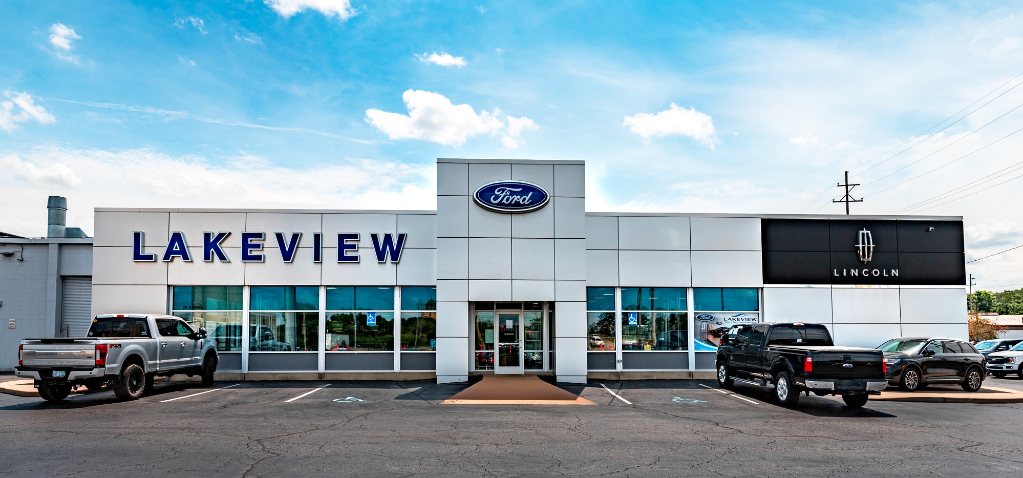 Lakeview Ford Ford Dealership in Battle Creek, Michigan