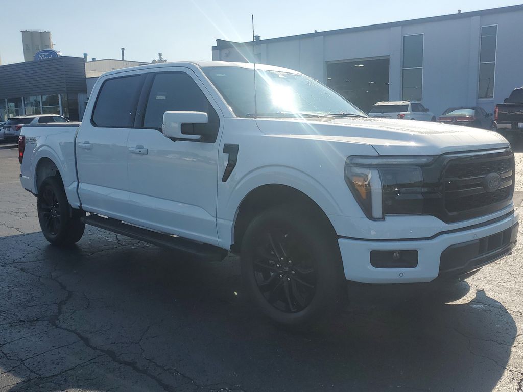 2025 Ford F-150 Lariat photo 2