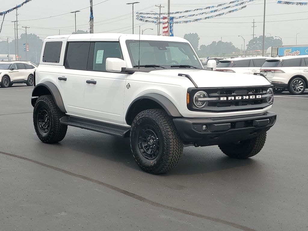 New 2026 Ford Bronco Outer Banks Sport Utility
