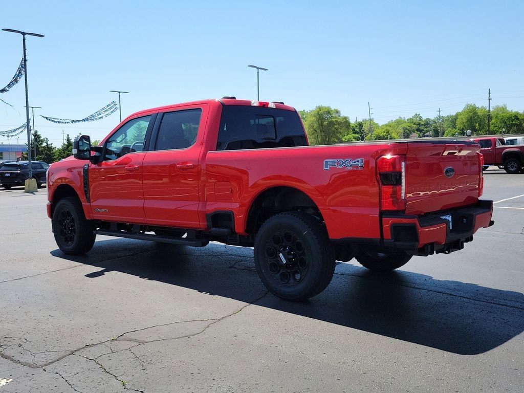 New 2026 Ford F-350 Lariat Crew Cab