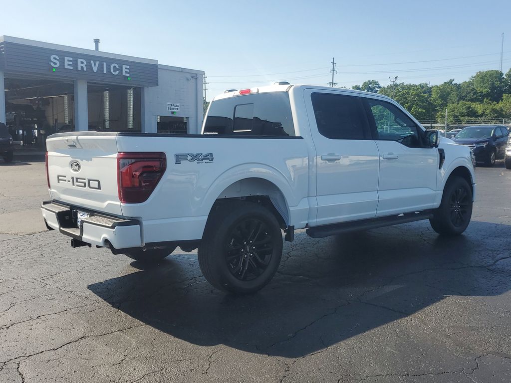 2025 Ford F-150 Lariat photo 3
