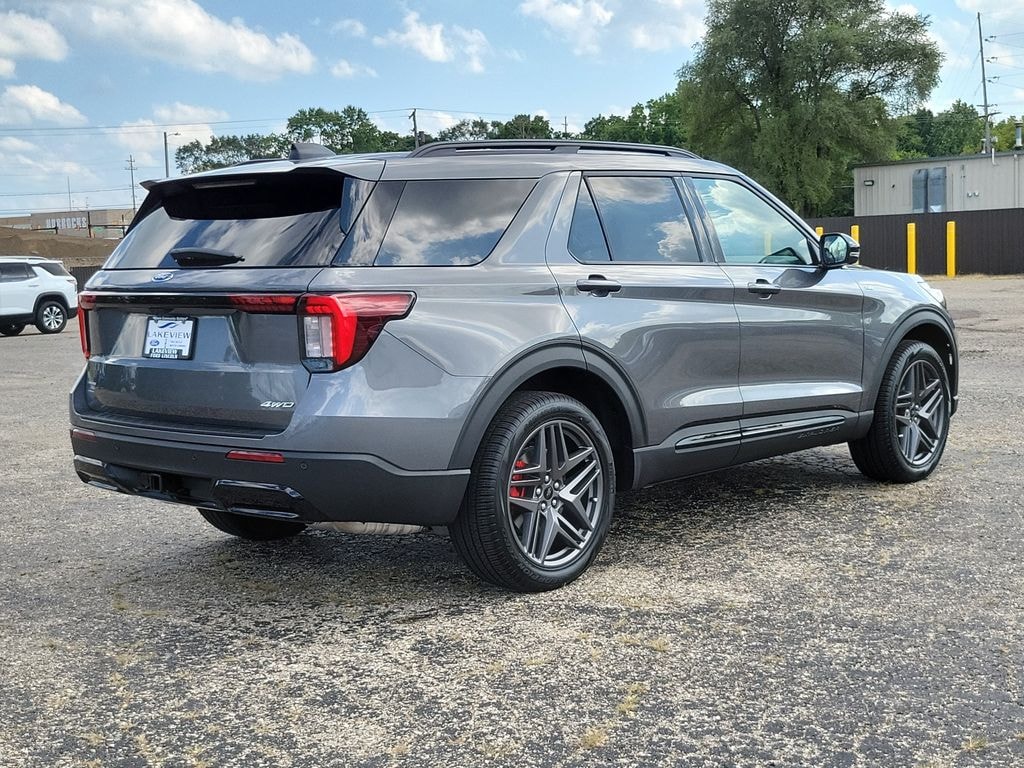 New 2026 Ford Explorer ST-Line Sport Utility